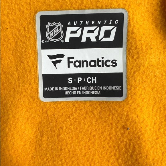 NWOT FANATICS NASHVILLE PREDATORS YELLOW/BLUE FULL LENGTH ZIP UP HOODIE SMALL - Picture 10 of 11